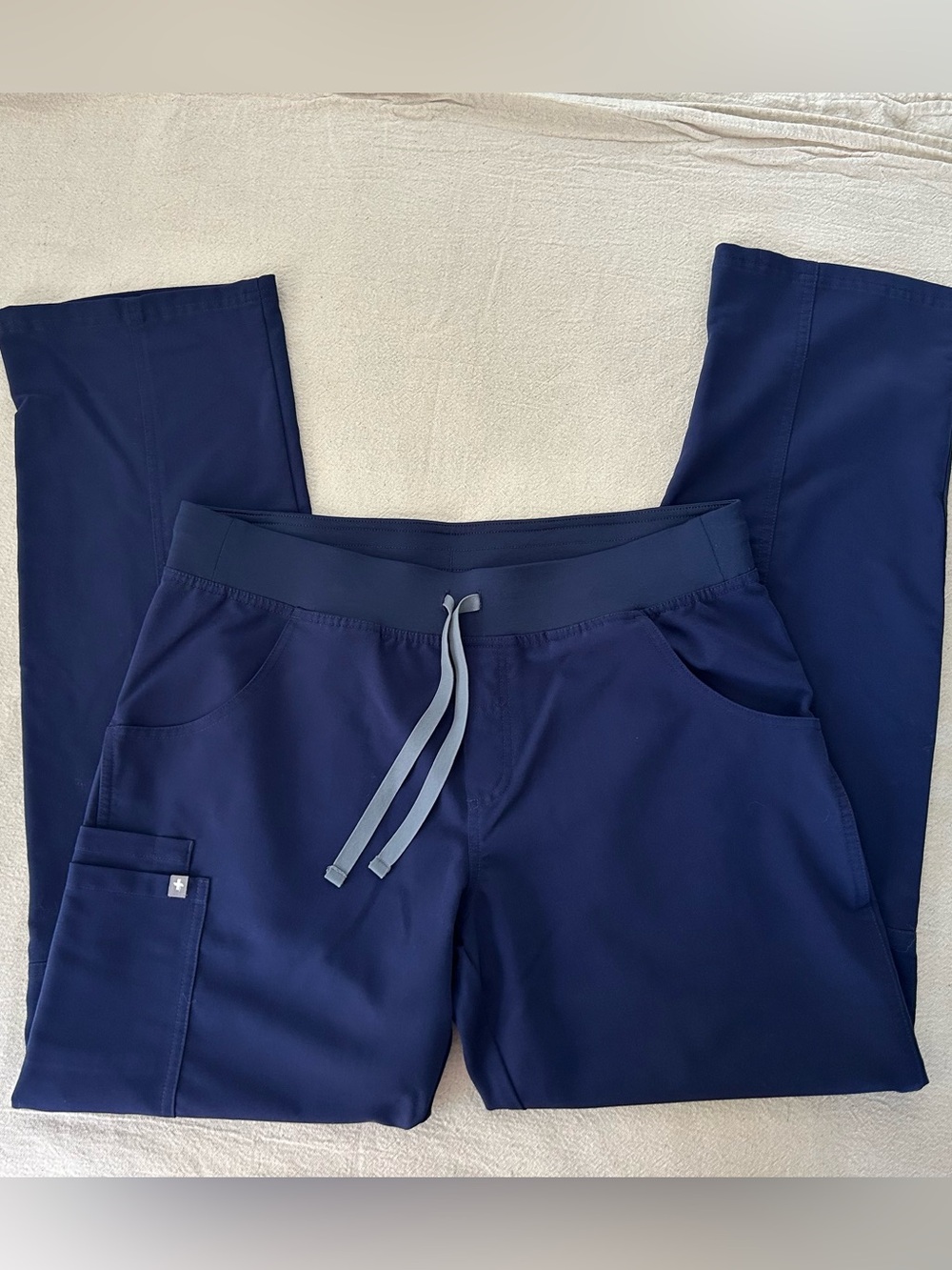 NWOT FIGS Women’s KADE Technical Collection Scrubs Pants Navy Large Tall